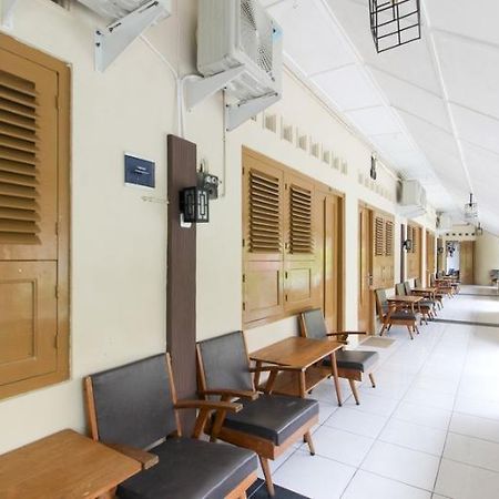 Reddoorz Near Rs Sarjito Yogyakarta酒店 外观 照片