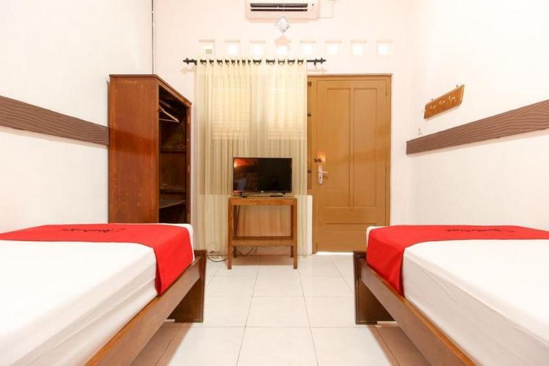Reddoorz Near Rs Sarjito Yogyakarta酒店 外观 照片